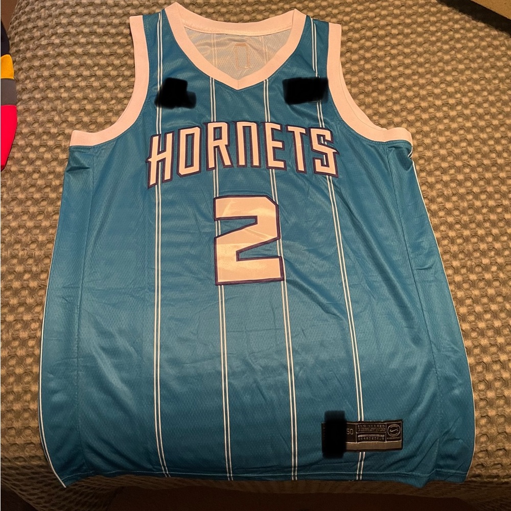 Brand new Lamelo Ball hornets jersey